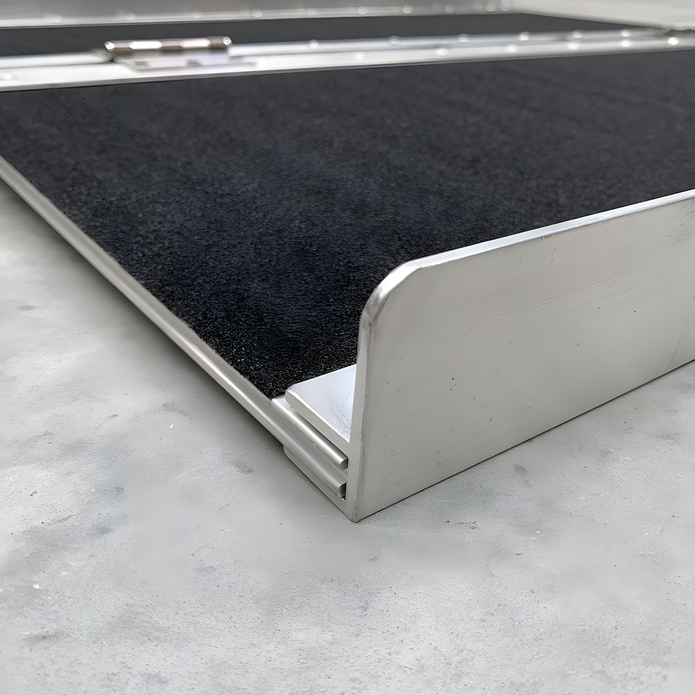 Heeve Aluminium Single-Fold Super-Grip Removalist Walk Ramp